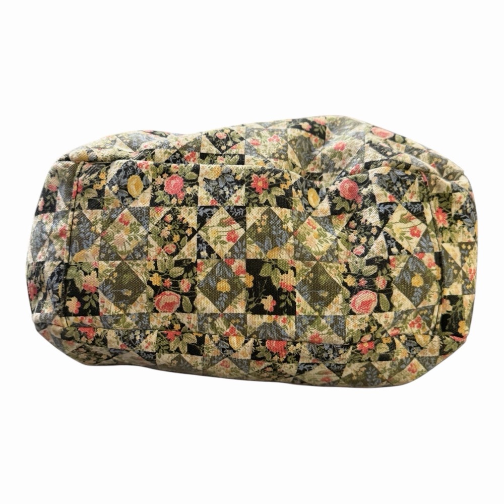 Farmhouse Is My Style Floral Patchwork Tote Bag - Picture 7 of 10